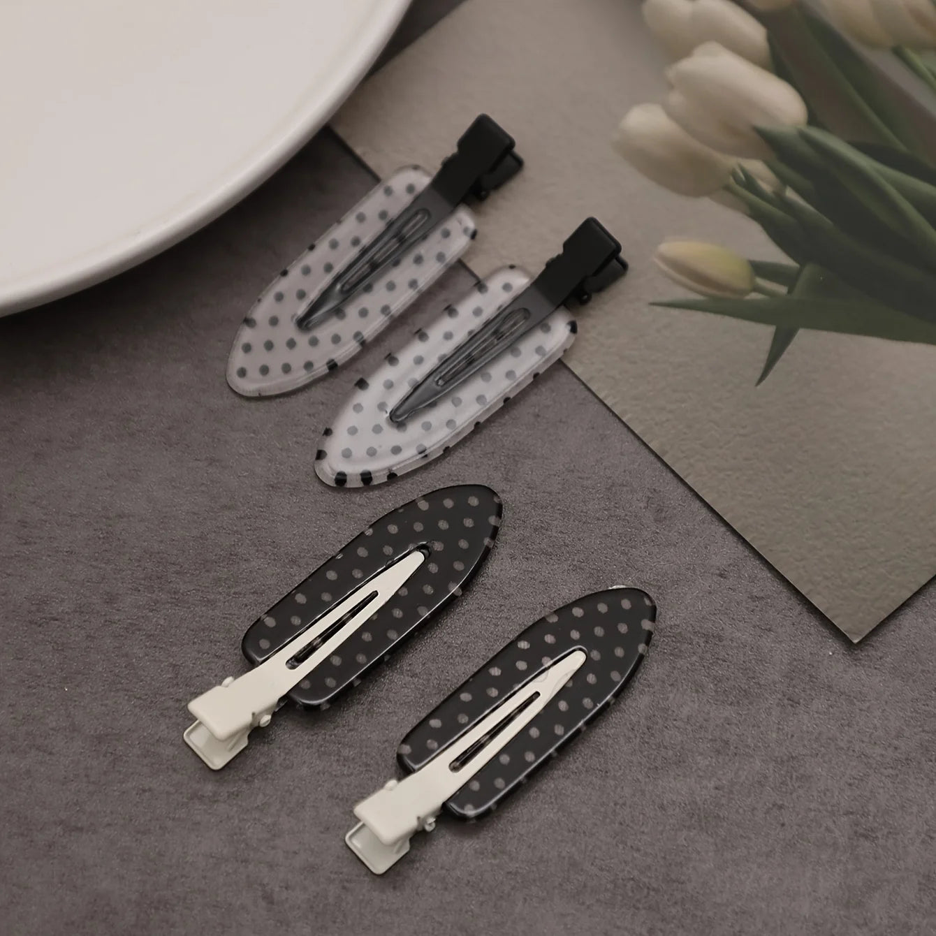 4 pieces/black and white acetic acid traceless hair clip acrylic duckbill clip sweet bangs hair clip hair clip